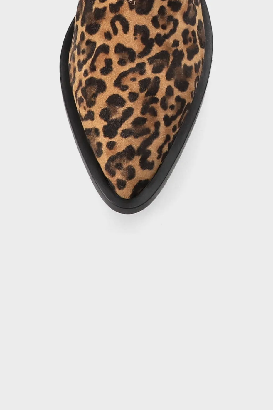 CPH323 Suede Leo
