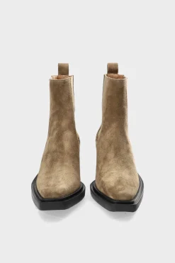 CPH236 Suede Taupe
