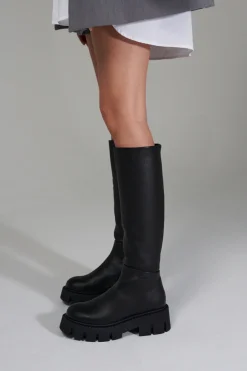 CPH138 Vitello Black