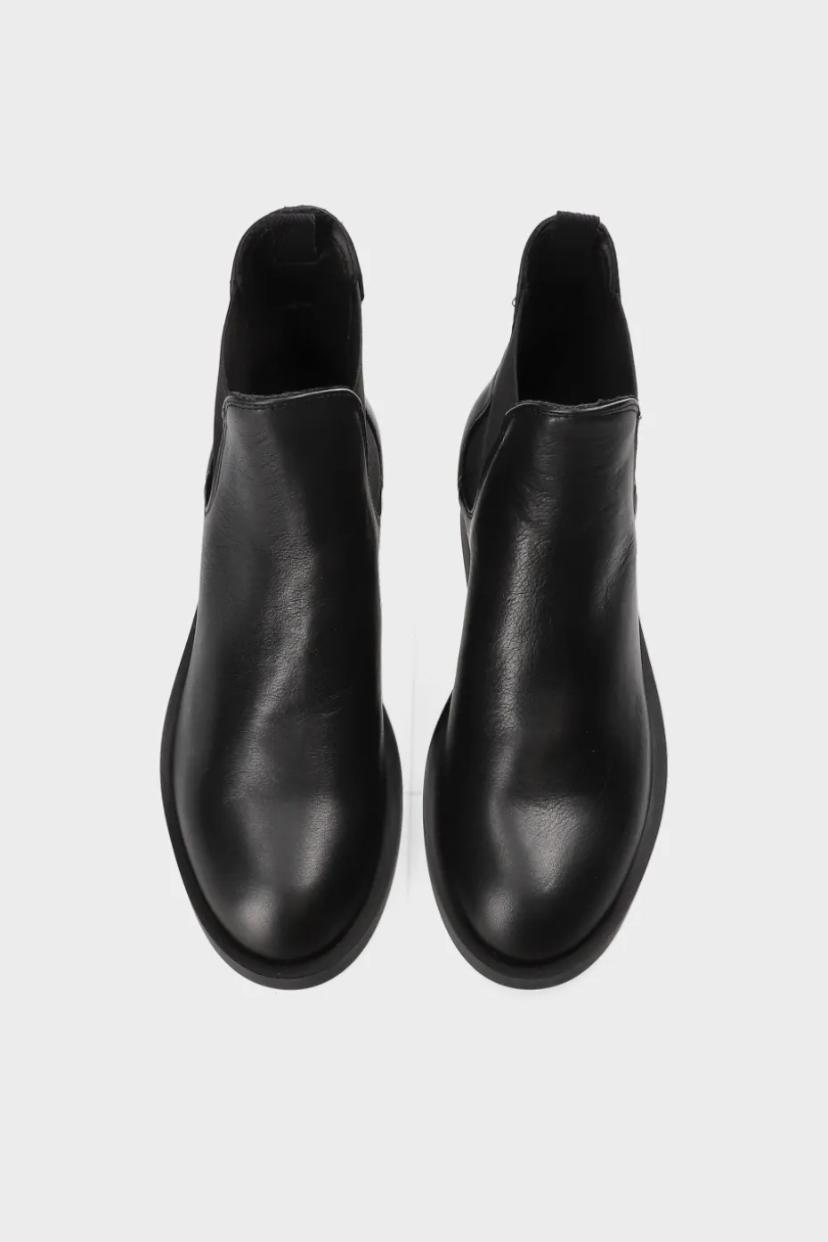 CPH682 Vitello Black