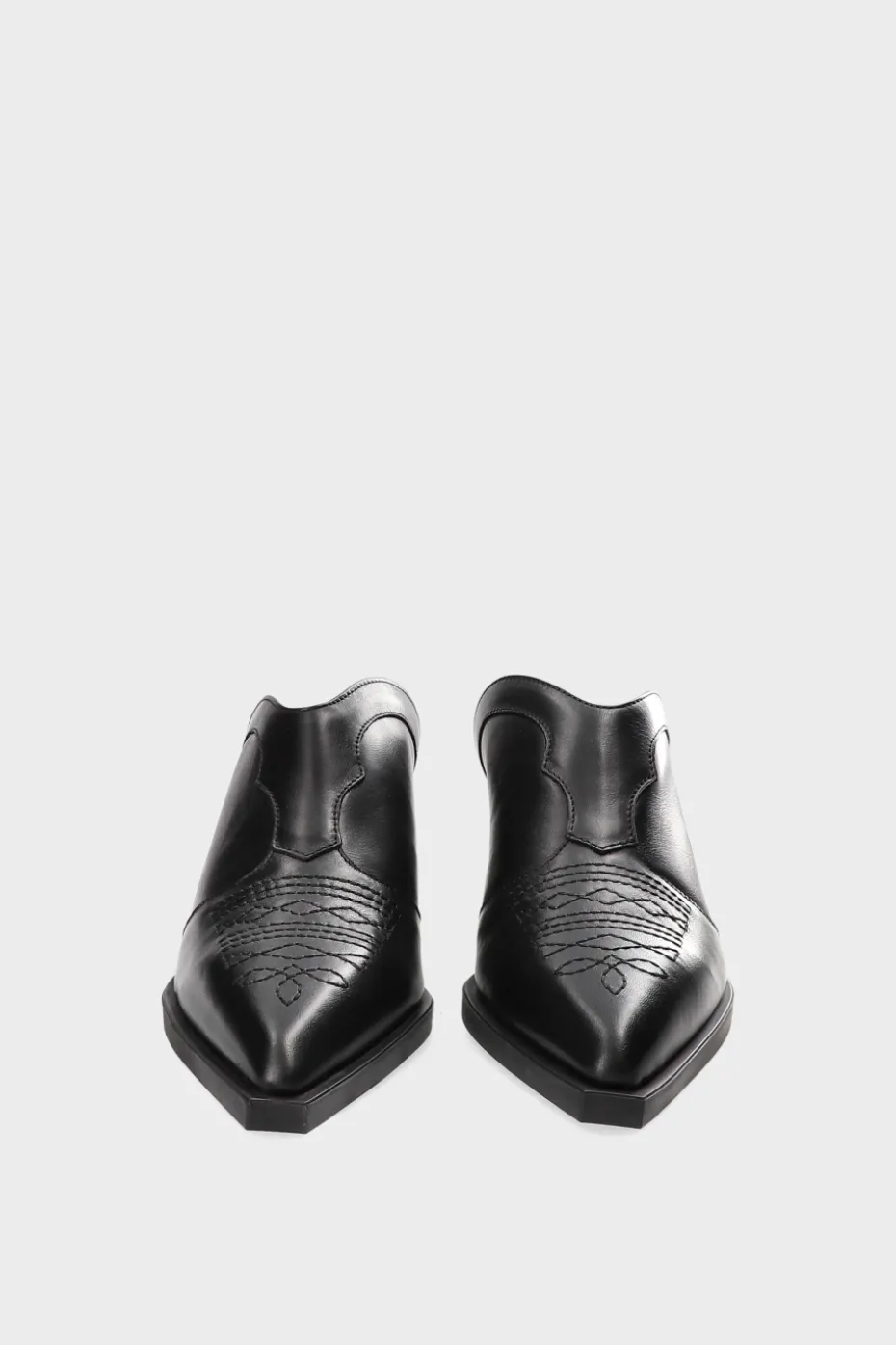 CPH246 Vitello Black