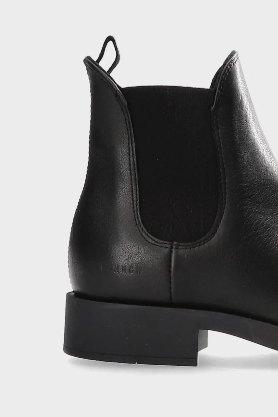 CPH682 Vitello Black