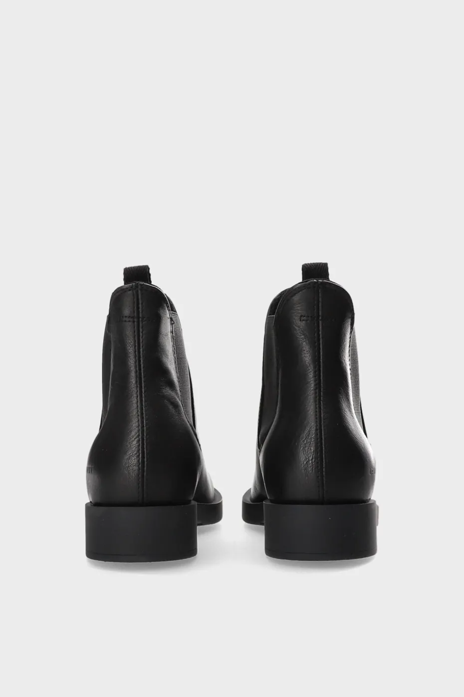 CPH682 Vitello Black