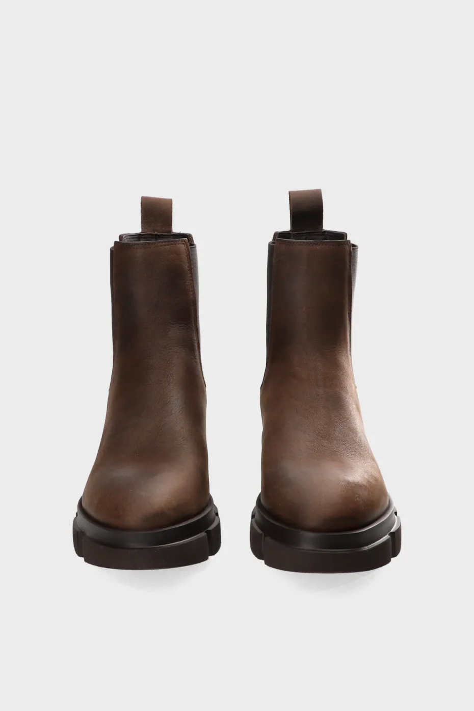 CPH570 Waxed Nabuc Chocolate