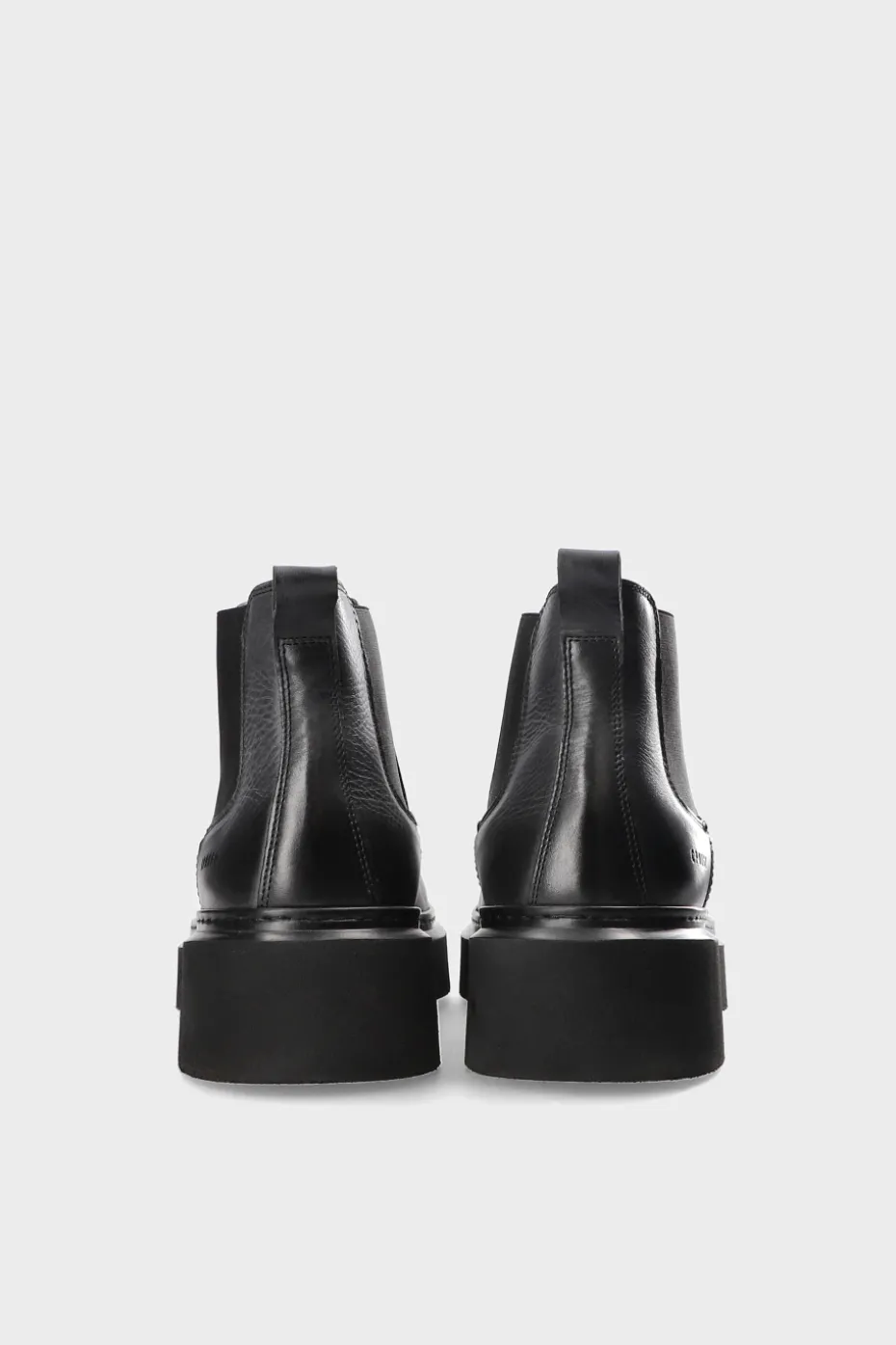 CPH520M Waxed Vitello Black