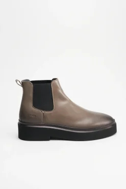 CPH520M Waxed Vitello Fango